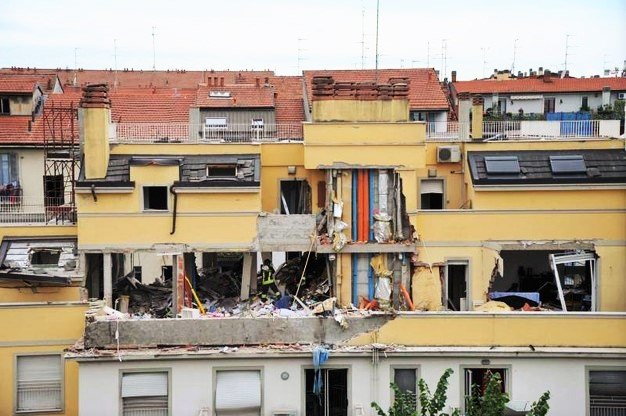 Milano, l'appartamento deflagrato in via Brioschi 
