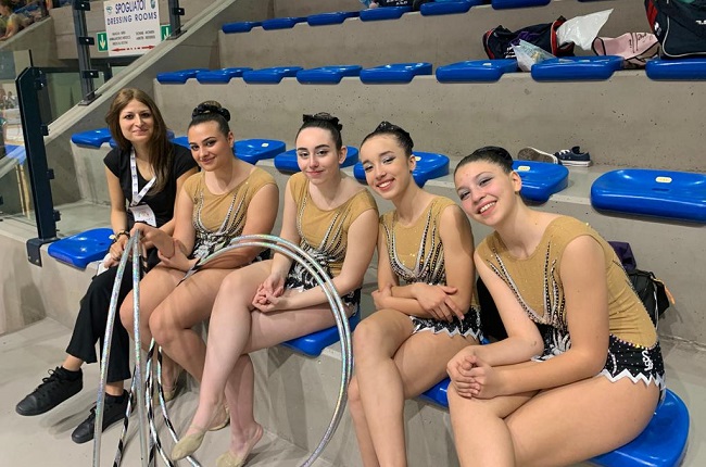 Peschiera Borromeo Le Giovani Atlete Della Ginnastica Ritmica Di