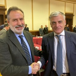 Francesco Squeri (a sx) insieme al Prefetto di Milano 