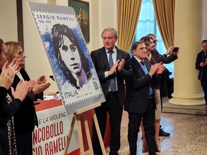 La presentazione del francobollo dedicato a Sergio Ramelli (MIANEWS)