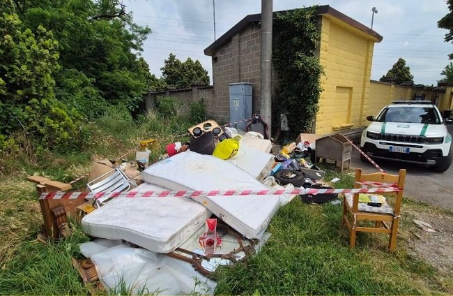 Una delle due discariche abusive