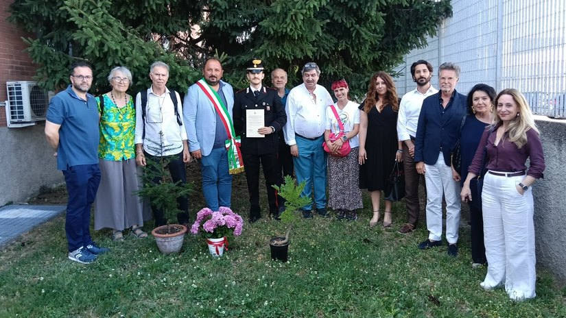 Il Consiglio comunale e il sindaco hanno omaggiato l'Arma dei Carabinieri per la scomparsa di Carlo Legrottaglie