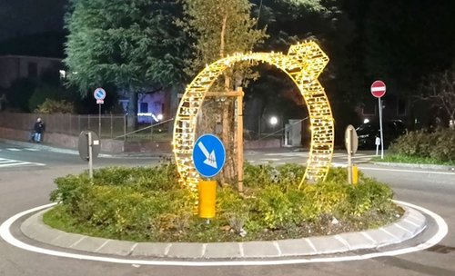 Una delle rotatorie rimesse a nuovo a San Giuliano