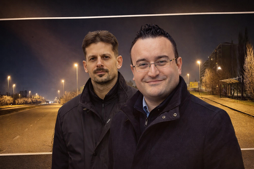 Simone Liberati e Luigi Cordella, sullo sfondo le luci riaccese fra Pantigliate e Vigliano di Mediglia