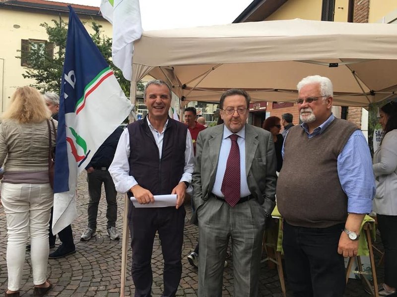 Fratelli d'Italia, da sinistra Antonio Florio, Riccardo De Coraro e Pietro Ferrari