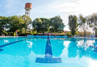 La piscina comunale di Peschiera Borromeo