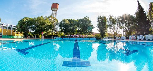 La piscina comunale di Peschiera Borromeo