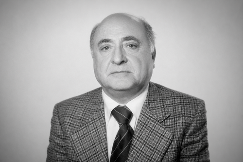 Dott. Antonio Coluccia. Nato il 4 novembre 1922 Gorla Minore (VA), scomparso l' 8 settembre 2013 a Segrate.