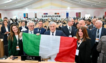 La delegazione italiana a Nuova Delhi guidata dal Vicepremier e Ministro degli Esteri Antonio Tajani