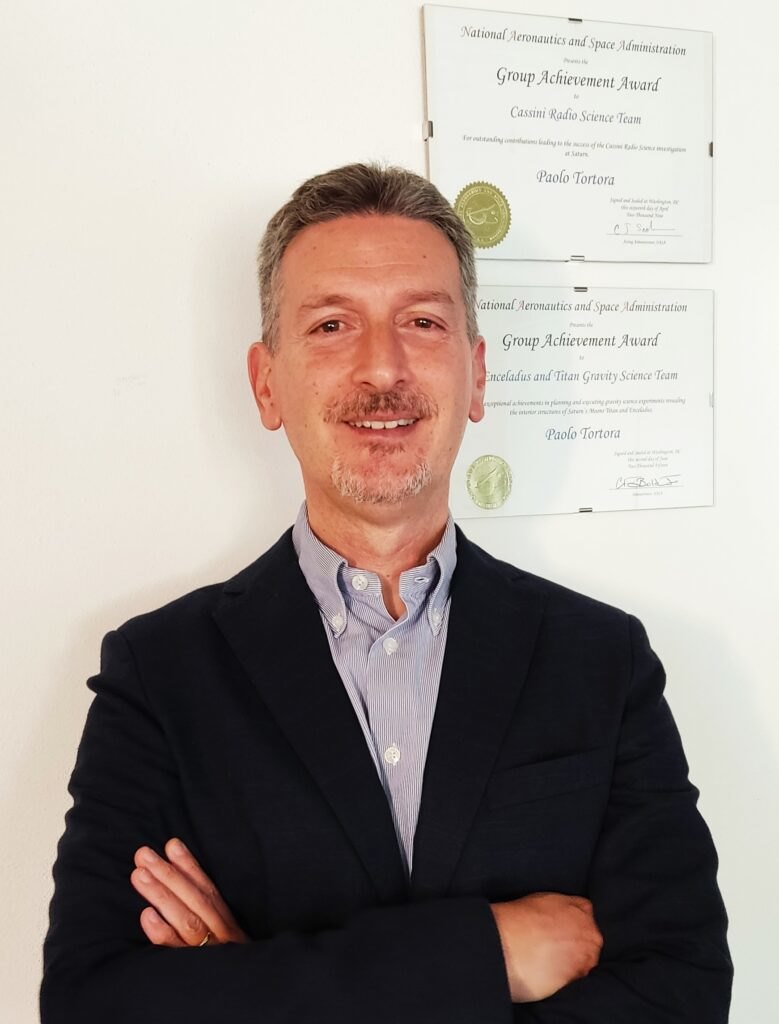 Prof. Paolo Tortora.