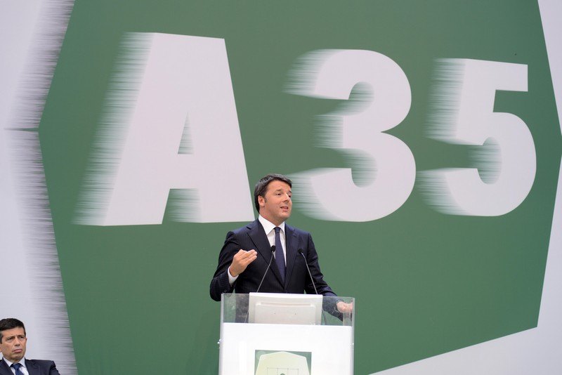 Matteo Renzi alla cerimonia di apertura della Brebemi 