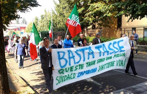 La protesta di Forza Italia 