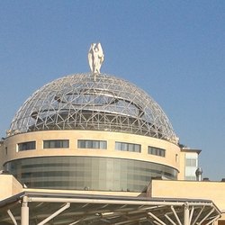 La cupola con l'Angelo del San Raffaele 