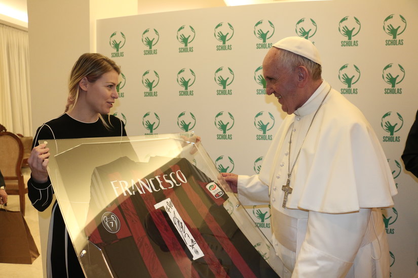 Barbara Berlusconi in udieza da Papa Francesco 