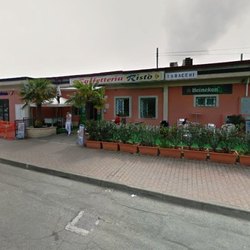Il bar della stazione a San Giuliano 