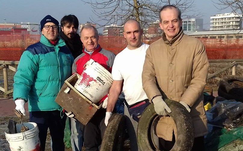 l gruppo di volontari che sabato 21 gennaio ha ripulito la campagna di Bellaria 