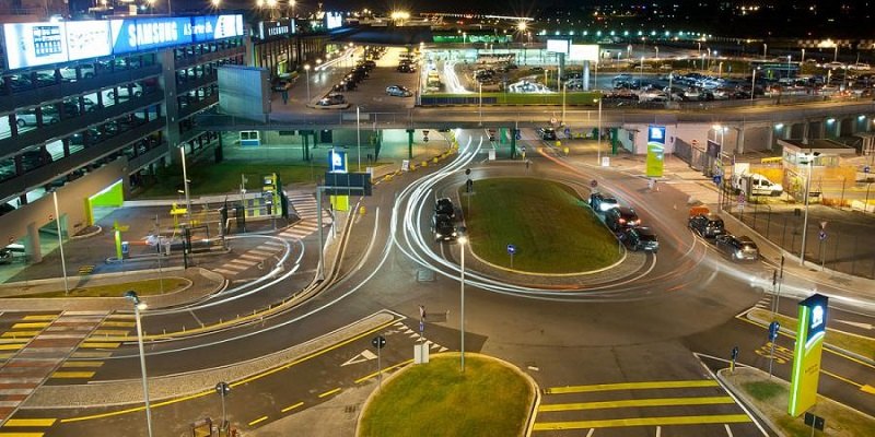La zona in prossimità dell'ingresso all'aeroporto di Linate 