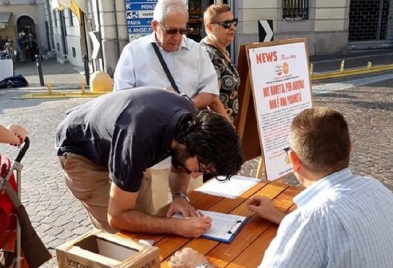 La raccolta firme 