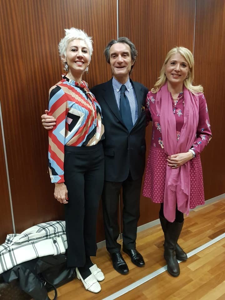 Da sinistra Elisabetta Aldrovandi, Attilio Fontana e Viviana Beccalossi 