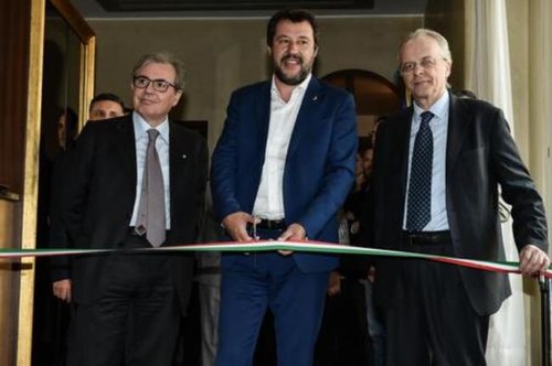 Il taglio del nastro con il Ministro dell'Interno, Matteo Salvini 