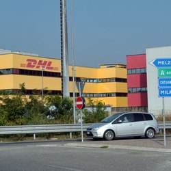 Lo stabilimento DHL di Pozzuolo Martesana 