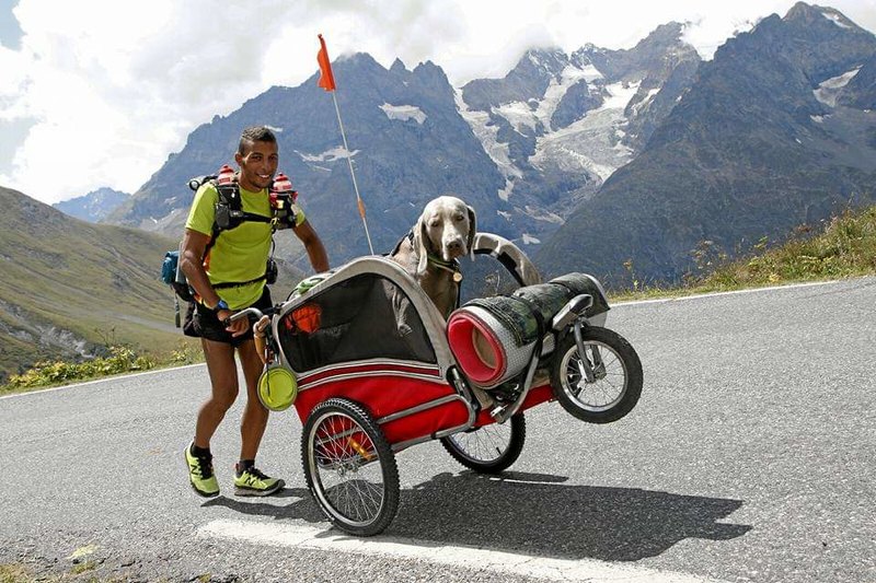 Mikhael Bellanza e il suo cane Victor 