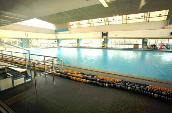 La piscina al coperto del centro Mattei 