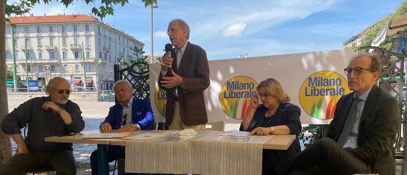 La presentazione di Milano Liberale avvenuta in Piazza XXIV Maggio 