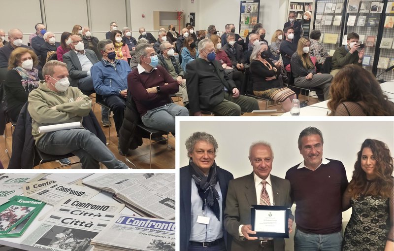 La folta platea, nel riquadro la foto ricordo 