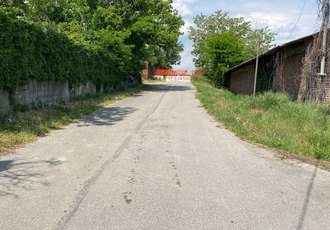 L'ingresso della Via Degli Orti in paese 