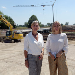 Paullo, Beatrice Uguccioni e Claudia Maria Terzi in vista al Cantiere della Paullese 