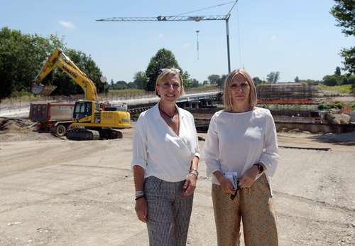 Paullo, Beatrice Uguccioni e Claudia Maria Terzi in vista al Cantiere della Paullese 