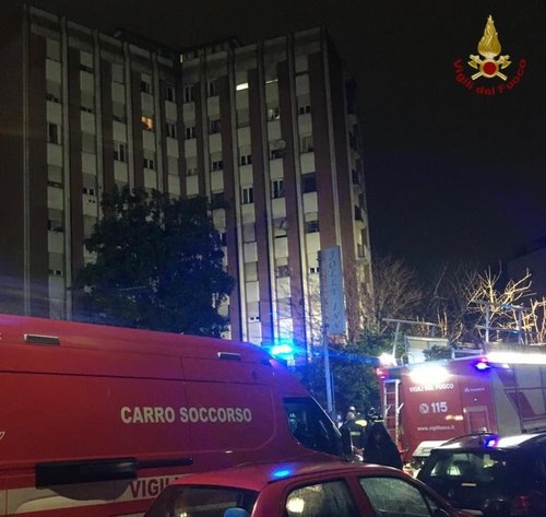 Incendio all'alba 