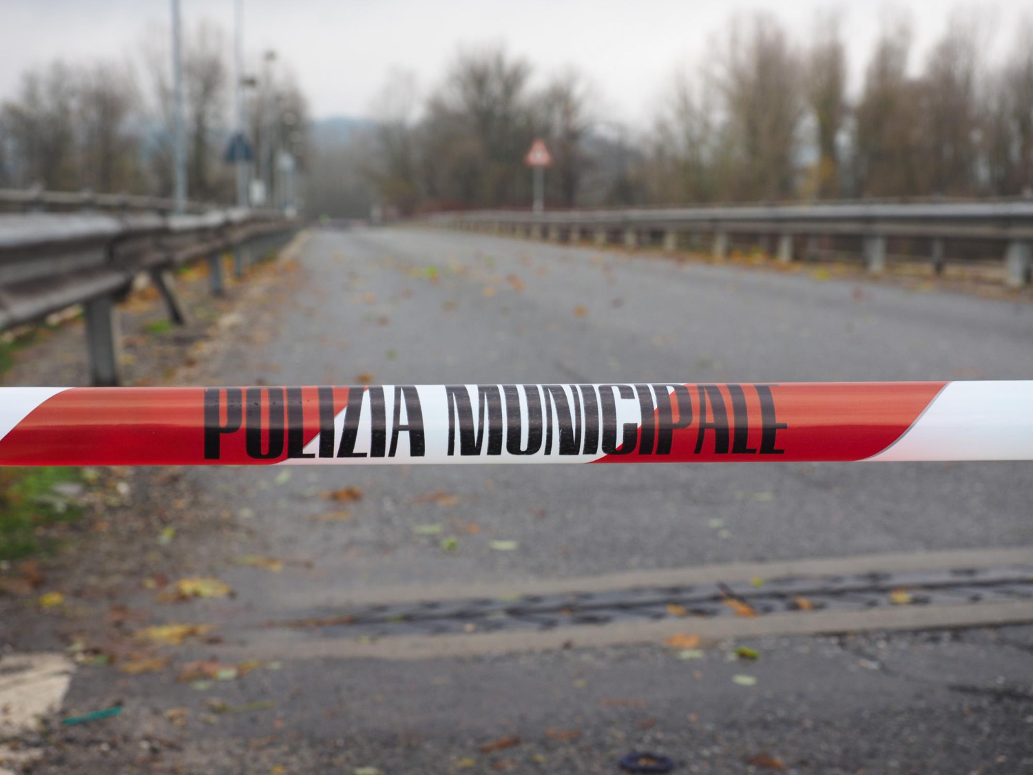 Peschiera Borromeo Flavio Oreglio «Non possiamo sgombrare i locali