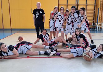 Le ragazze del Basket Team Paullo 2.0 