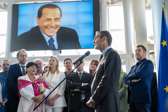 Il Belvedere di Palazzo Lombardia è stato intitolato a Silvio Berlusconi
