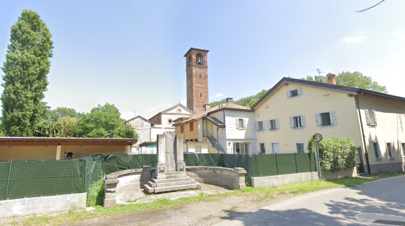 Il vecchio monumento ai caduti di Mirazzano 