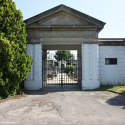 Cimitero Linate a Canzo 