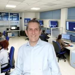 Ruggero Cerizza amministratore del Gruppo Inditel nella sala di controllo Remote Assistance 