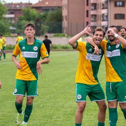 Il Sangiuliano City festeggia la conferma in serie D 