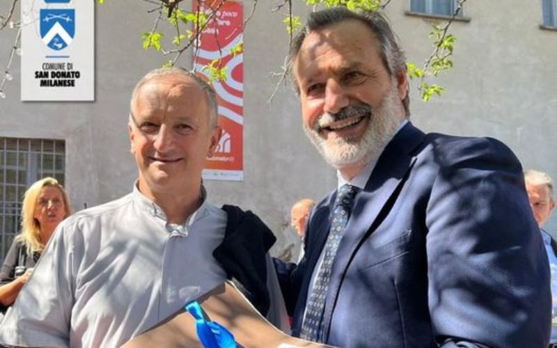 Don Carlo con il Sindaco Squeri 