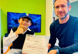Luca Toniazzi insieme al sindaco di Segrate, Paolo Micheli 