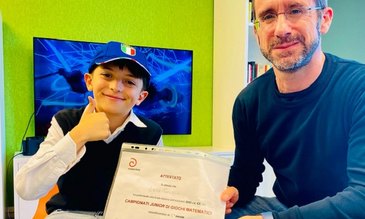 Luca Toniazzi insieme al sindaco di Segrate, Paolo Micheli 