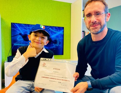 Luca Toniazzi insieme al sindaco di Segrate, Paolo Micheli 