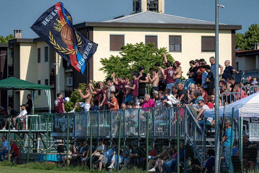 Gli Ultras del Pro Peschiera Borromeo 