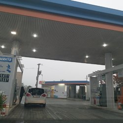 Foto del distributore interessato dall'incidente sulla SP 39 Cerca (Google) 