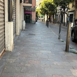 Uno scorcio di via Zuavi 