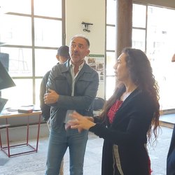 Feuei Tola con il sindaco di Melegnano Vito Bellomo, 