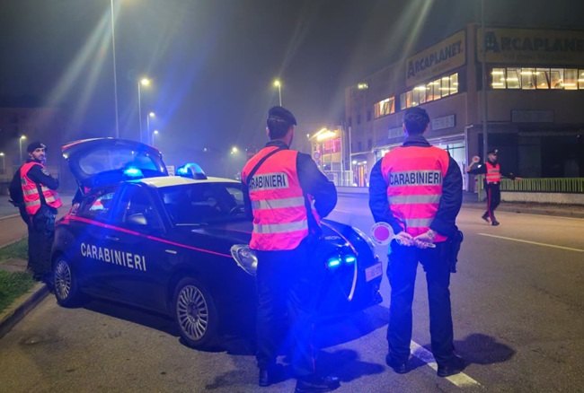I carabinieri impegnati nei controlli a San Giuliano 
