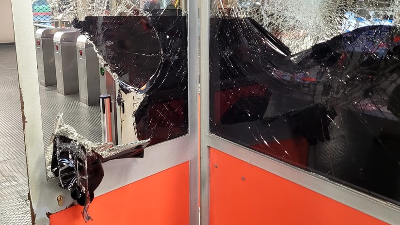 Aggressione alla cabina del personale operativo ATM a Lampugnano 